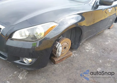 2013 Infiniti M37 z USA, uszkodzony, nr VIN JN1BY1AP7DM513623